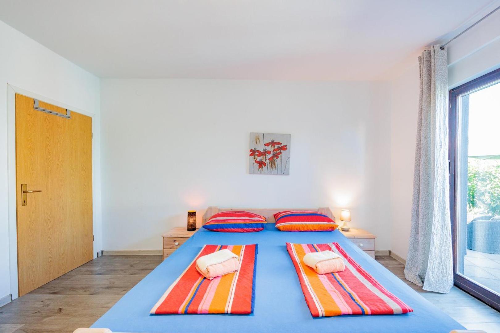 Crowonder Lucky Holiday House With Pool And Patio 30 Meters From The Beach Zadar Exterior foto